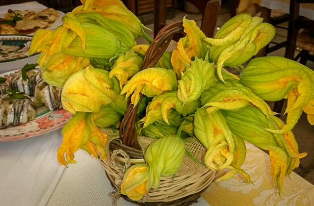 Antico Casale Sorrento Ristorante Nonna Luisa - zucchini flowers