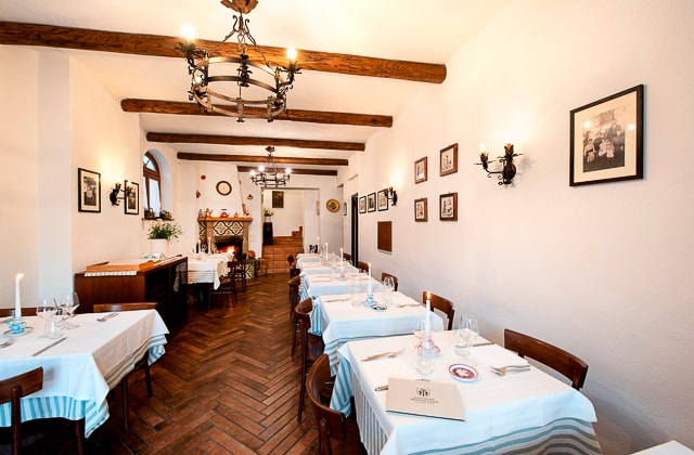 Antico Casale Sorrento Ristorante Nonna Luisa - sala pranzo interna